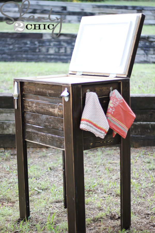 Featured on Original Fridays - DIY Outdoor Patio Cooler from Shanty 2 Chic