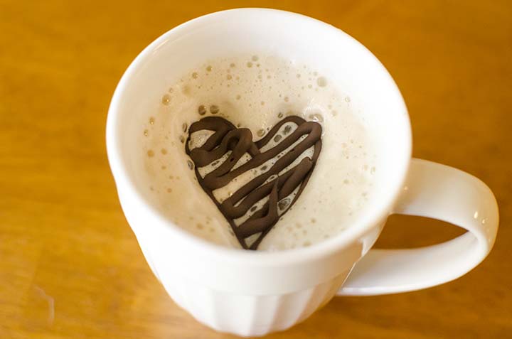 Gevalia Cafe-Style K-Cups with Chocolate "Latte Art" #shop #CupofKaffe #cbias