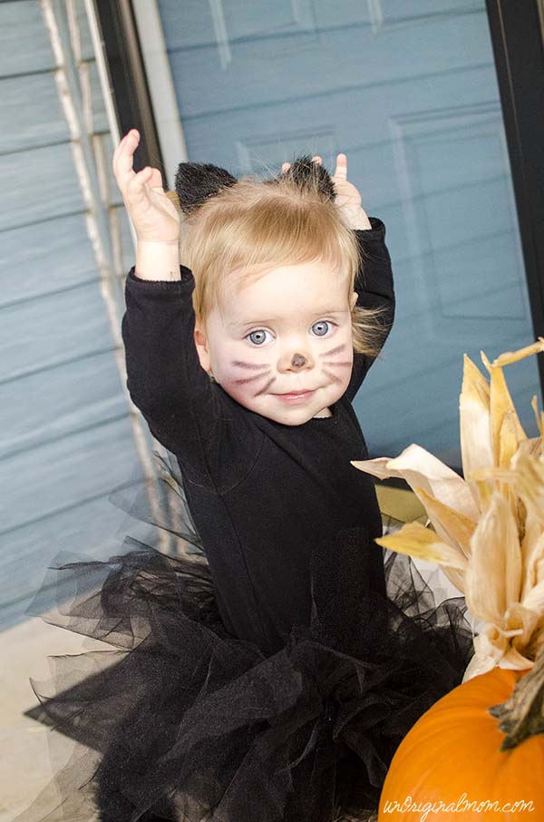 Easy DIY Little Black Cat Costume | unOriginalMom.com