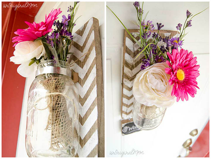 How to make a pallet mounted mason jar vase - great step by step tutorial with photos!