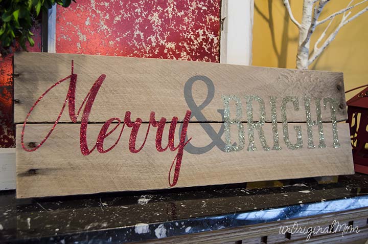 "Merry and Bright" Glitter Pallet Sign - unOriginal Mom