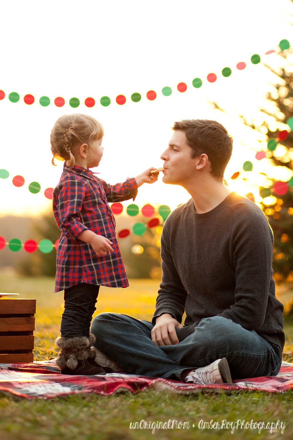 Family Christmas Photos simply styled at a tree farm - perfect for a Christmas card!