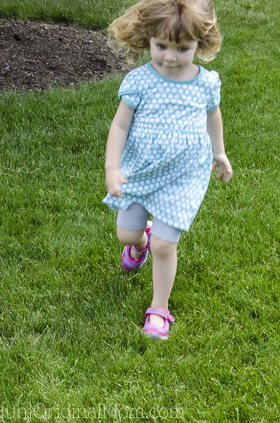 Stride Rite Made 2 Play Shoes - perfect for summertime with an active 3 year old!