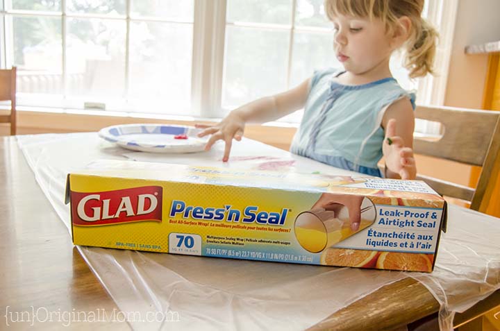 3 genius kid craft hacks using Glad Press'n Seal - I had no idea you could use it for crafting!