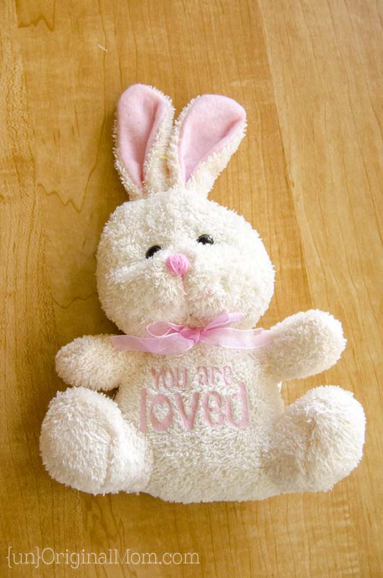 Personalize stuffed animals from the dollar store with heat transfer vinyl - so easy and adorable!