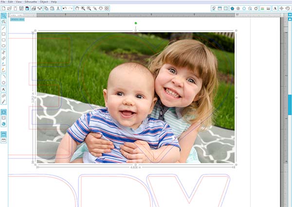 Use Silhouette Studio to create a "We <3 Daddy" photo frame - complete step-by-step tutorial and cut file!