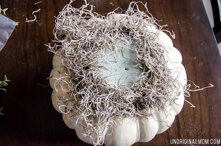Tutorial to make your own faux pumpkin floral centerpiece. Beautiful!