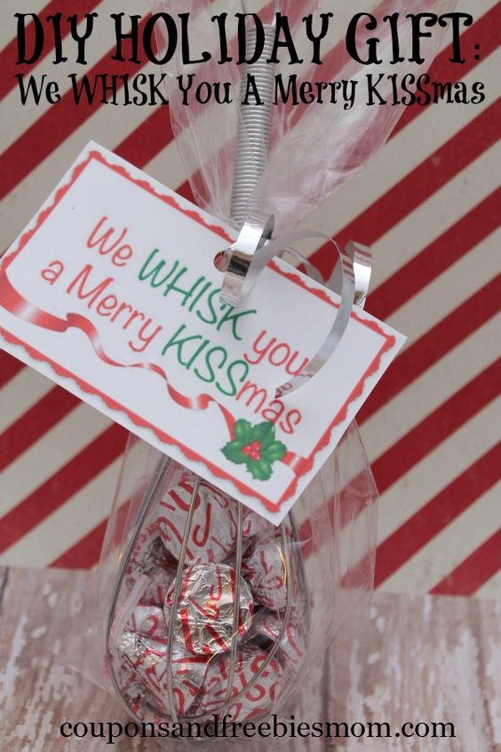 Cute, Easy Neighbor Christmas Gifts {Printable Tags!} - It's Always Autumn