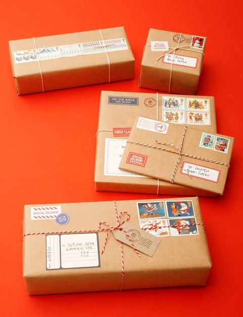 Love these ideas for dressing up brown paper packages at Christmas! Save money on wrapping paper and still have the prettiest gifts under the tree.