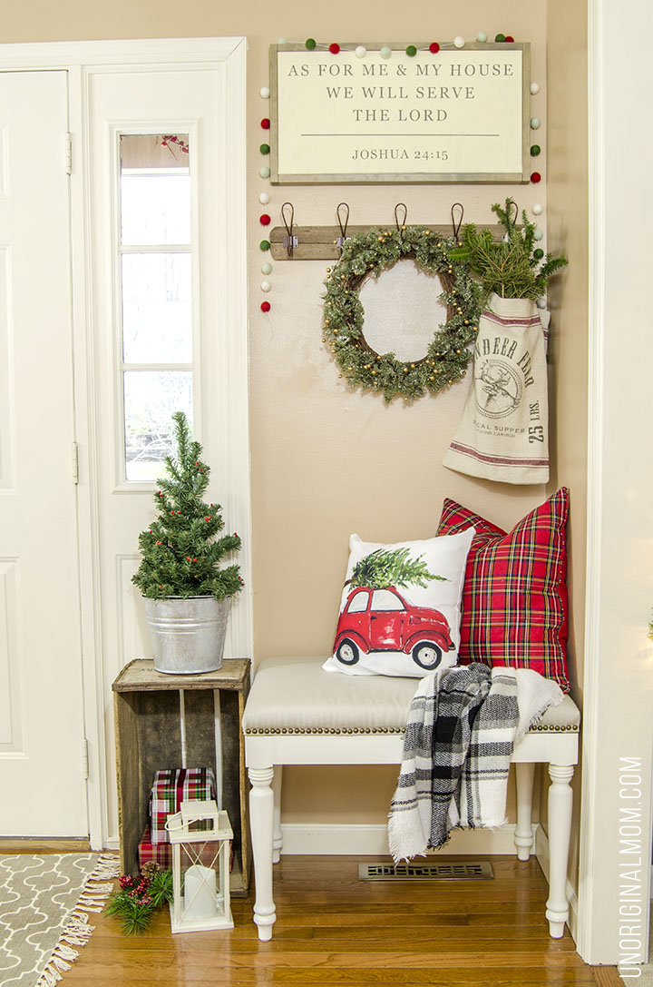 Beautifully decorated Christmas Home Tour from unOriginalMom.com - lots of great Christmas decor ideas here!