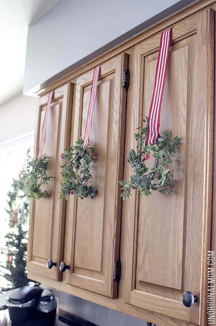 Beautifully decorated Christmas Home Tour from unOriginalMom.com - lots of great Christmas decor ideas here!