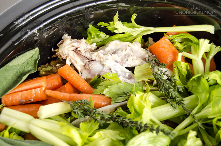 How to Make Chicken Stock (In The Slow Cooker)