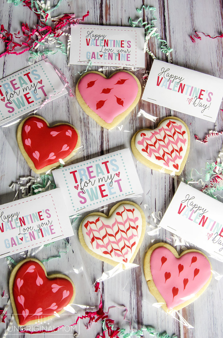 Free printable labels for Valentine's Day treat bags - so cute!