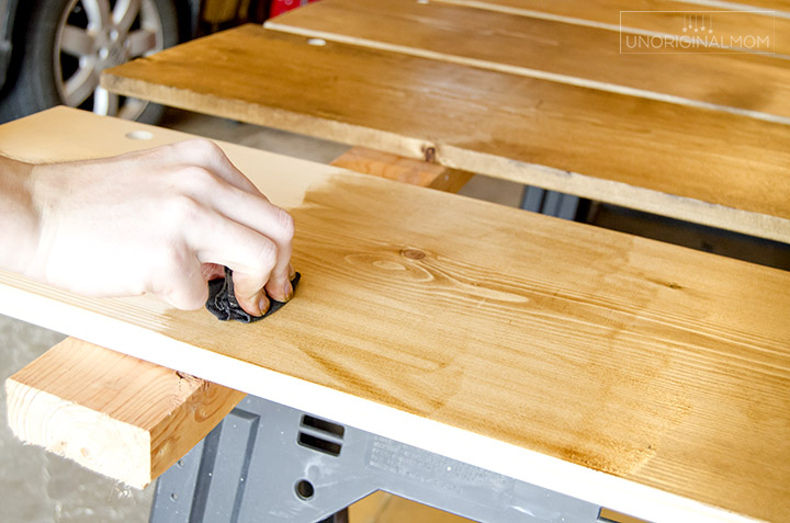 Really detailed step-by-step tutorial to make your own industrial pipe shelving - this is an affordable and fun way to get the Joanna Gaines Fixer Upper style in your own home! | fixer upper shelves | industrial pipe shelves | DIY pipe shelving tutorial | pipe shelves | industrial farmhouse office