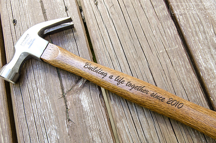 What a unique anniversary gift idea - a wood handled engraved hammer! Perfect for a 5th anniversary - wood! | Building a life together | 5th anniversary gift idea