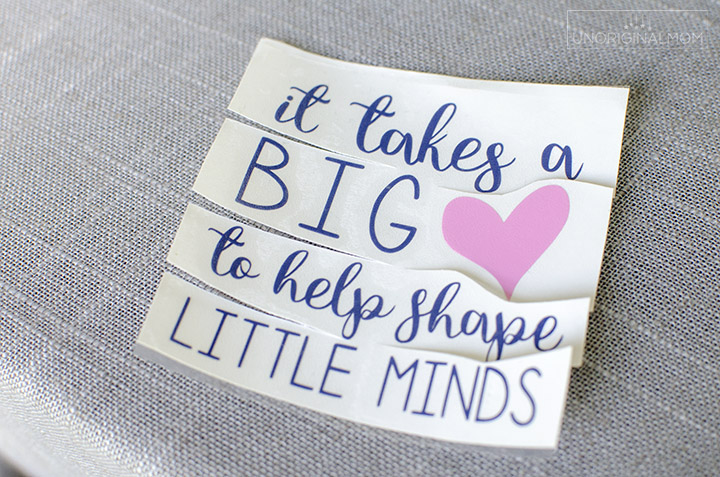 "It Takes a Big Heart to Help Shape Little Minds" - preschool teacher mug gift! What a meaningful and adorable diy teacher gift idea for preschool or Kindergarten teachers. Free Silhouette cut file, too! | preschool teacher gift | mug cake gift | vinyl mug | teacher gift