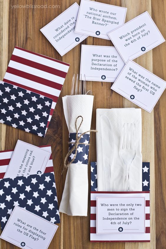 A bunch of great FREE printables for your 4th of July Party! | patriotic printables | patriotic party decor | red white and blue printables | free printables | memorial day party printables | 4th of july | independence day