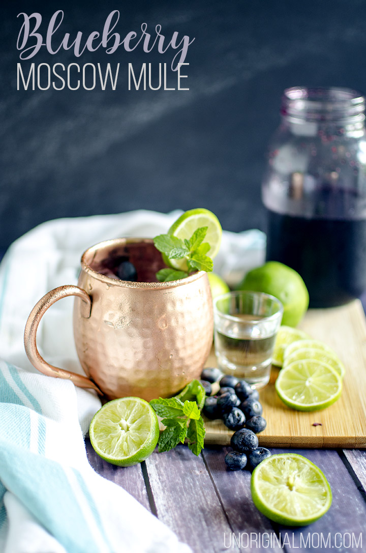 Blueberry Moscow Mule cocktail - a delicious summer drink made with blueberry simple syrup, lime juice, and ginger beer, and served in copper mugs. So refreshing and delicious! | blueberry cocktails | blueberry simple syrup | summer cocktail | summer drinks | copper mugs | blueberry moscow mule recipe