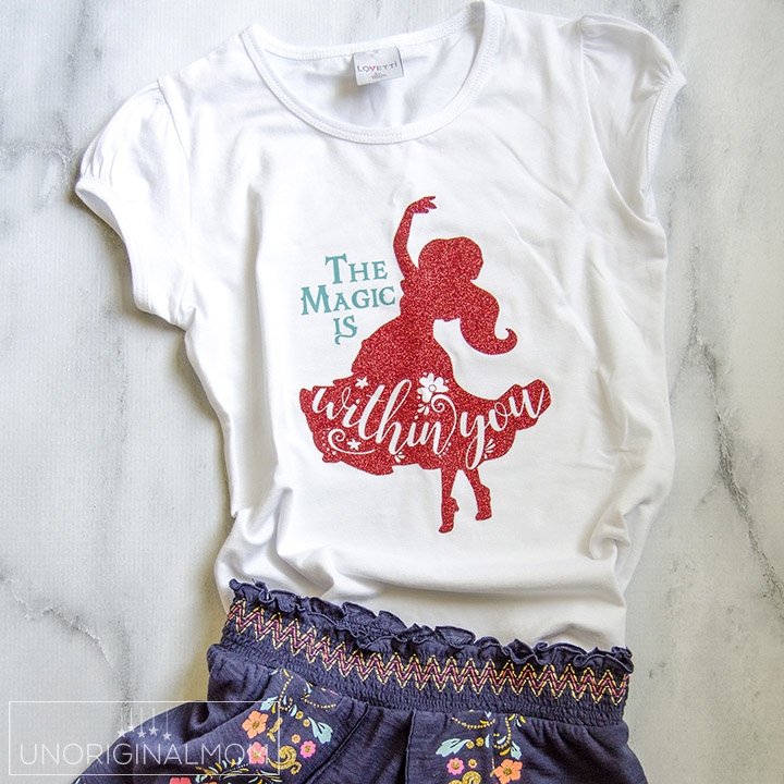 Elena of Avalor shirt with a free silhouette cut file | #elenaofavalor #freecutfile