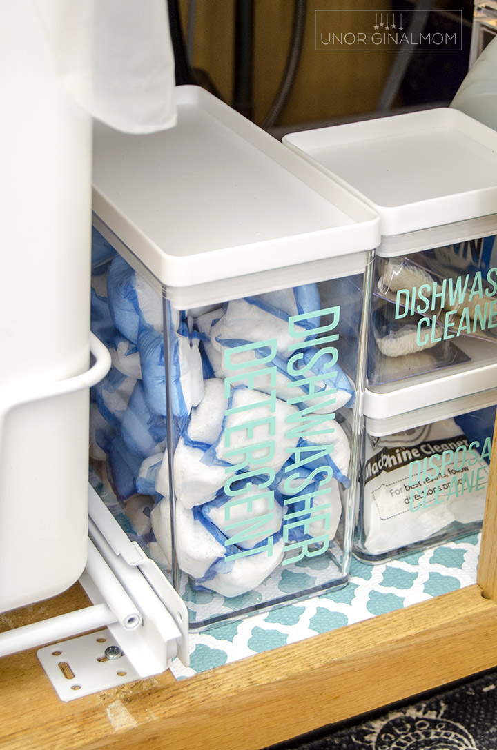 Under the Sink organization ideas - great ideas from this realistic before and after! Love those acrylic drawers and vinyl labels! #underthesink #organization #kitchenorganization #organizationideas #undersinkorganization