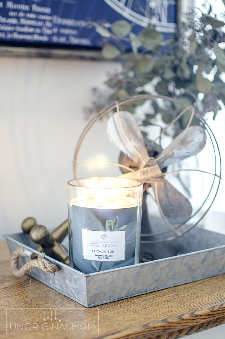 3 tips on how to decorate with candles this winter. I love how warm and cozy a candle can make a room feel! #chesapeakebay #decor #candles #winterdecor