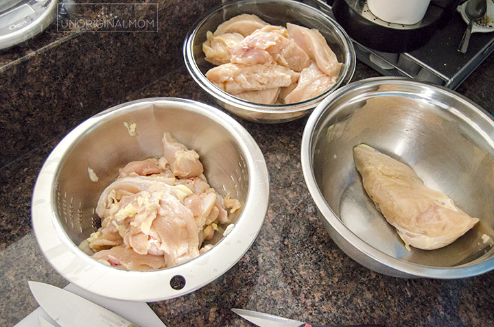 Chicken Freezer Prep Ideas: how I prepped 40 pounds of raw chicken breasts from Zaycon Fresh for quick and easy meal prep! #chicken #freezermealprep #zaycon #zayconfresh