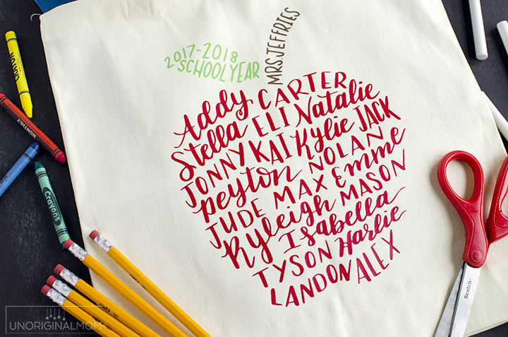 Such a meaningful end-of-the-year or teacher appreciation gift - a hand lettered class list in the shape of an apple, put on a tote bag with HTV! #teacherappreciation #silhouette #handlettering #teachergift