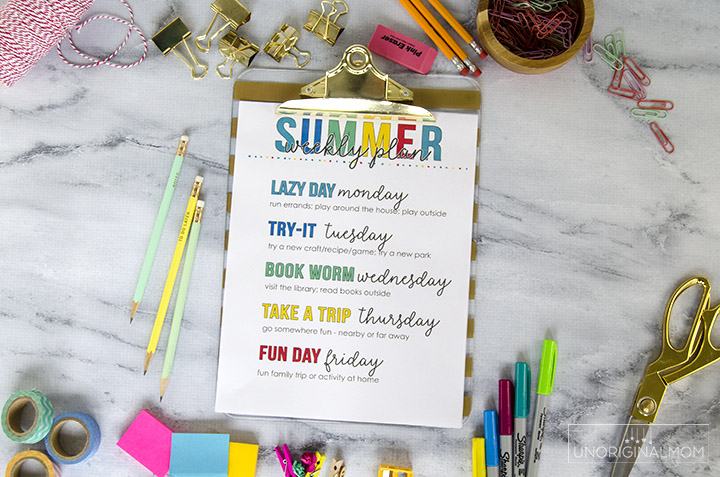 Free printable weekly summer schedule - add some structure and routine to your summer days! #summer #summerplanning #freeprintable