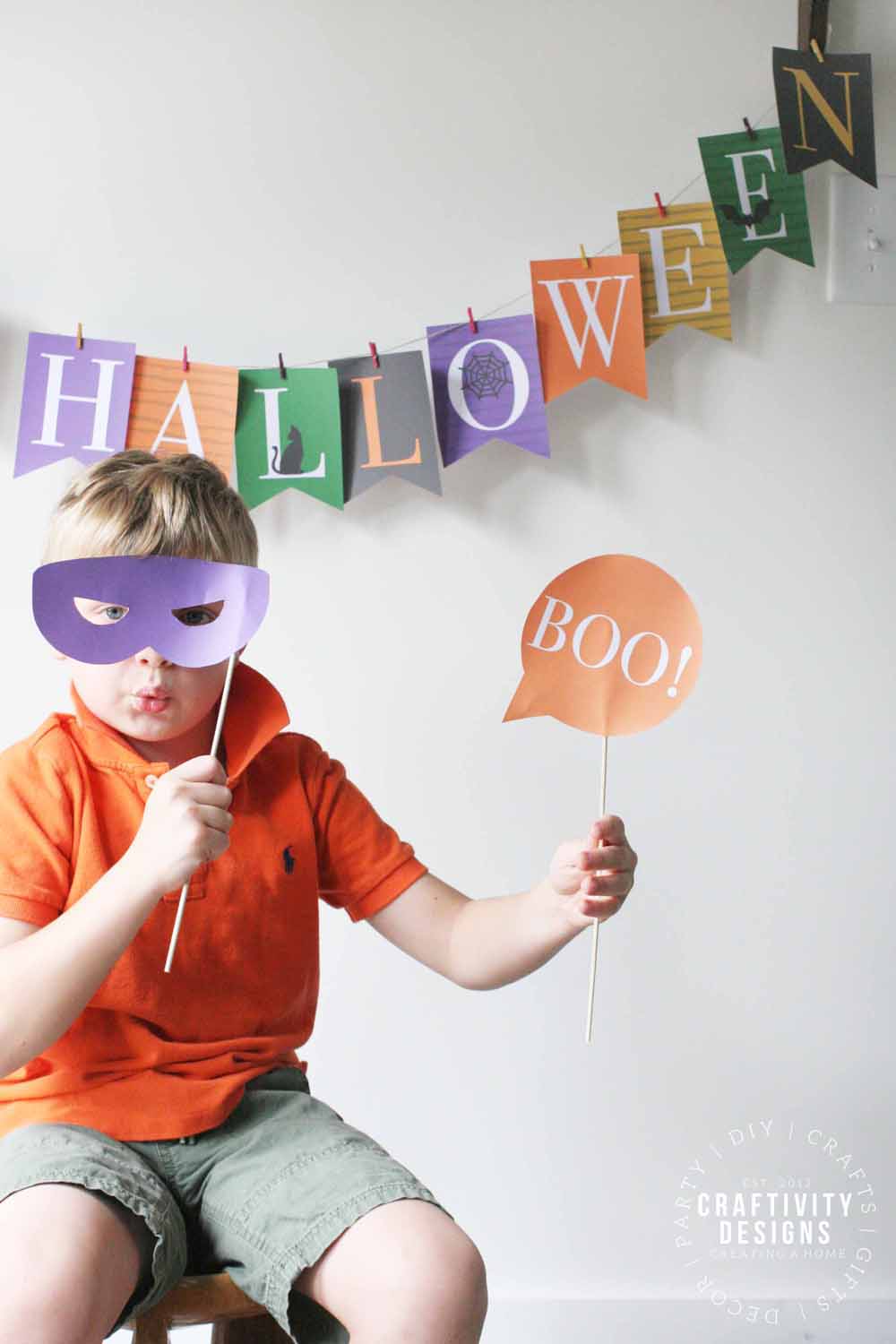 Super cute free printable Happy Halloween banner - perfect for Halloween parties! #halloween #printable #happyhalloween