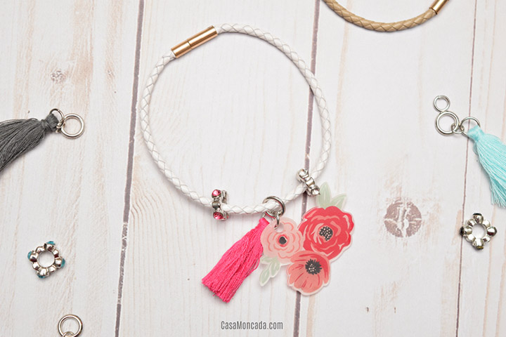 Silhouette Shrink Plastic Tutorial - use shrinky dink sheets to make this adorable floral charm bracelet!