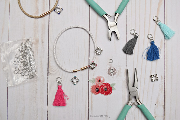 Silhouette Shrink Plastic Tutorial - use shrinky dink sheets to make this adorable floral charm bracelet!