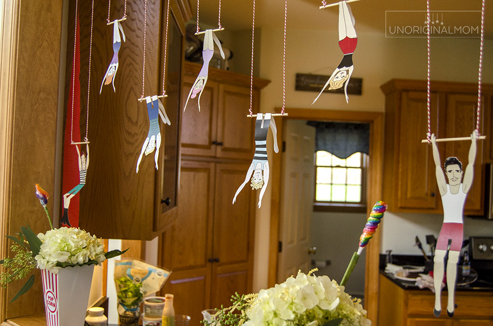 Circus Baby Shower ideas - hanging trapeze artists!