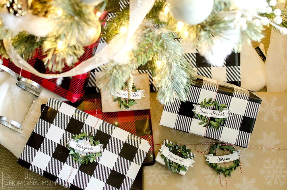 Use your Silhouette to sketch and cut these simple DIY Mini wreath gift tags for Christmas!
