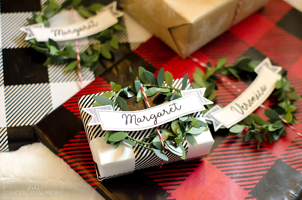 Use your Silhouette to sketch and cut these simple DIY Mini wreath gift tags for Christmas!